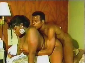 Burned a mature babe for masturbation and kicked in the pussy