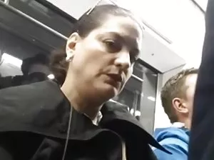 A thin white female jumps on a horseradish negro