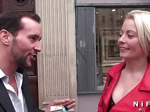 Russian naked boys and girls bathe in the river