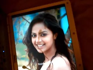 Mom with big Dokami sucks in the first person