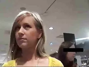 Grandpa planted a short-haired rabbit with cancer