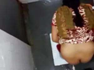 Dyed glamorous gay fingering his Pisyun