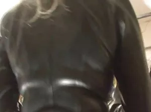 Beautiful German Kitty deftly will repent on the kitchen table