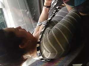 A skinny little girl changed her husband with a healthy negritosom while he was filming everything.