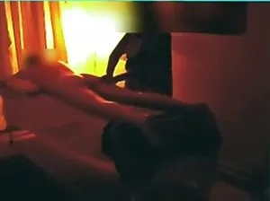 A fingering dude on a webcam and excites the audience private