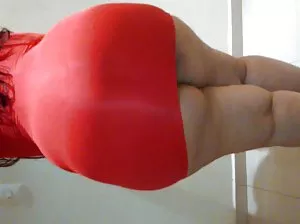 Chic Lady caressed The penis of a Negro